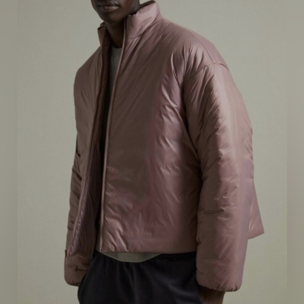 urban outfitters standard cloth channeless puffer jacket